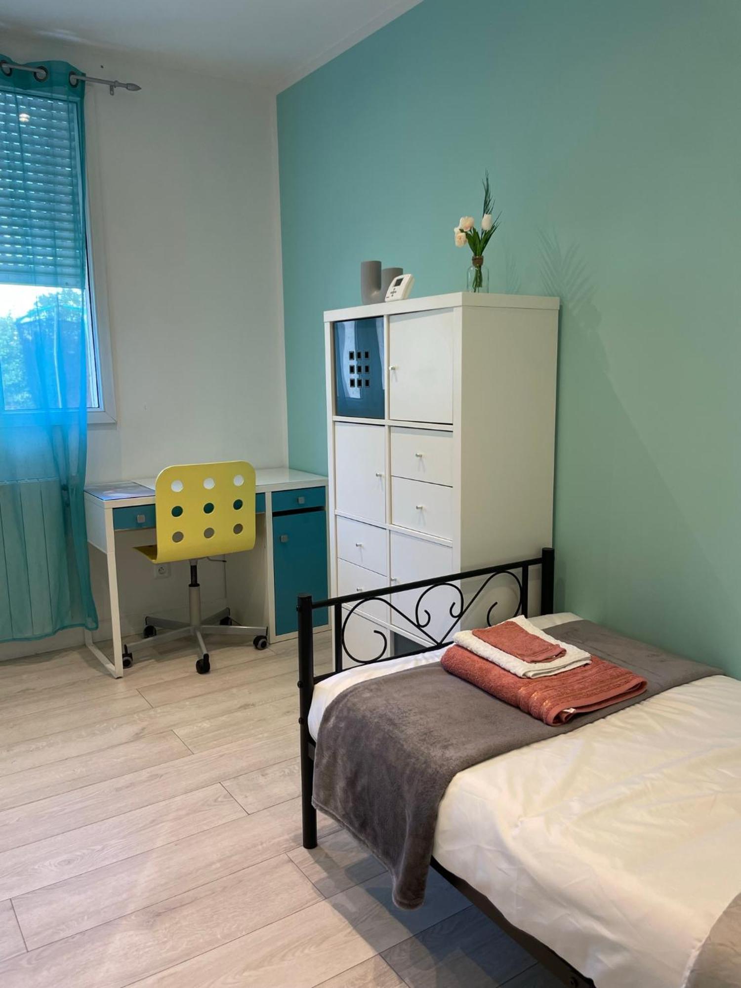 Maison Chaleureuse 4 Avec Jardin - Proche Paris - Arena Paris Nord Villepinte - Parc Des Expositions - Aeroport Cdg - - Asterix Holiday home Tremblay-en-France