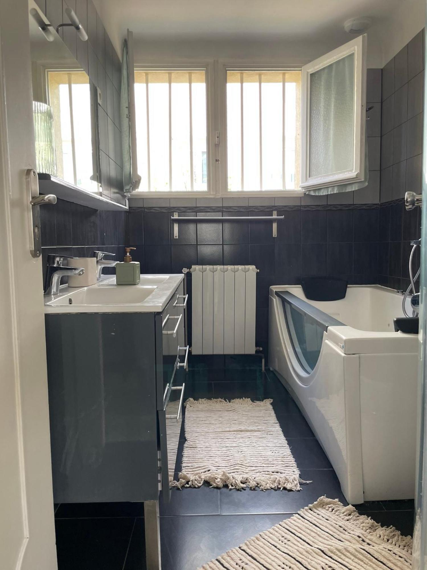 Maison Chaleureuse 4 Avec Jardin - Proche Paris - Arena Paris Nord Villepinte - Parc Des Expositions - Aeroport Cdg - - Asterix Tremblay-en-France