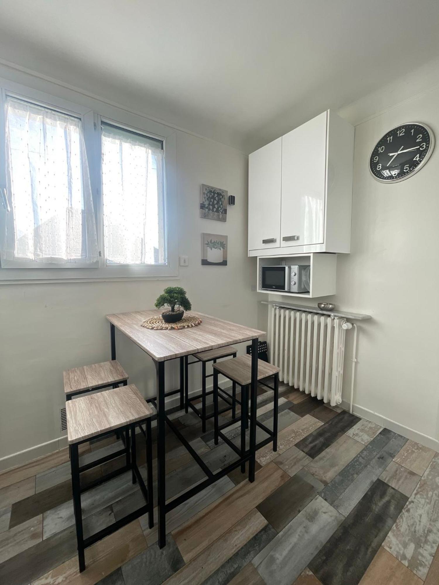 Maison Chaleureuse 4 Avec Jardin - Proche Paris - Arena Paris Nord Villepinte - Parc Des Expositions - Aeroport Cdg - - Asterix Holiday home